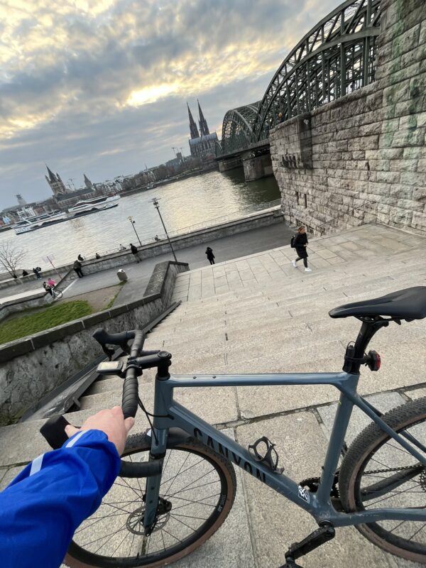 Geführte Radtour durch Köln & Umgebung – Entdecke die Domstadt auf zwei Rädern!